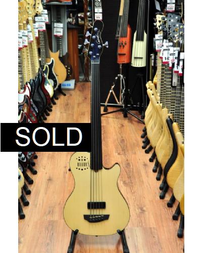 Godin A5 Ultra Fretless